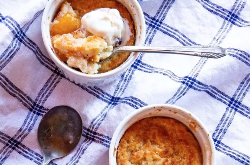 9 Low-Sugar, Healthy Cobbler Recipes That Work for Breakfast *or* Dessert