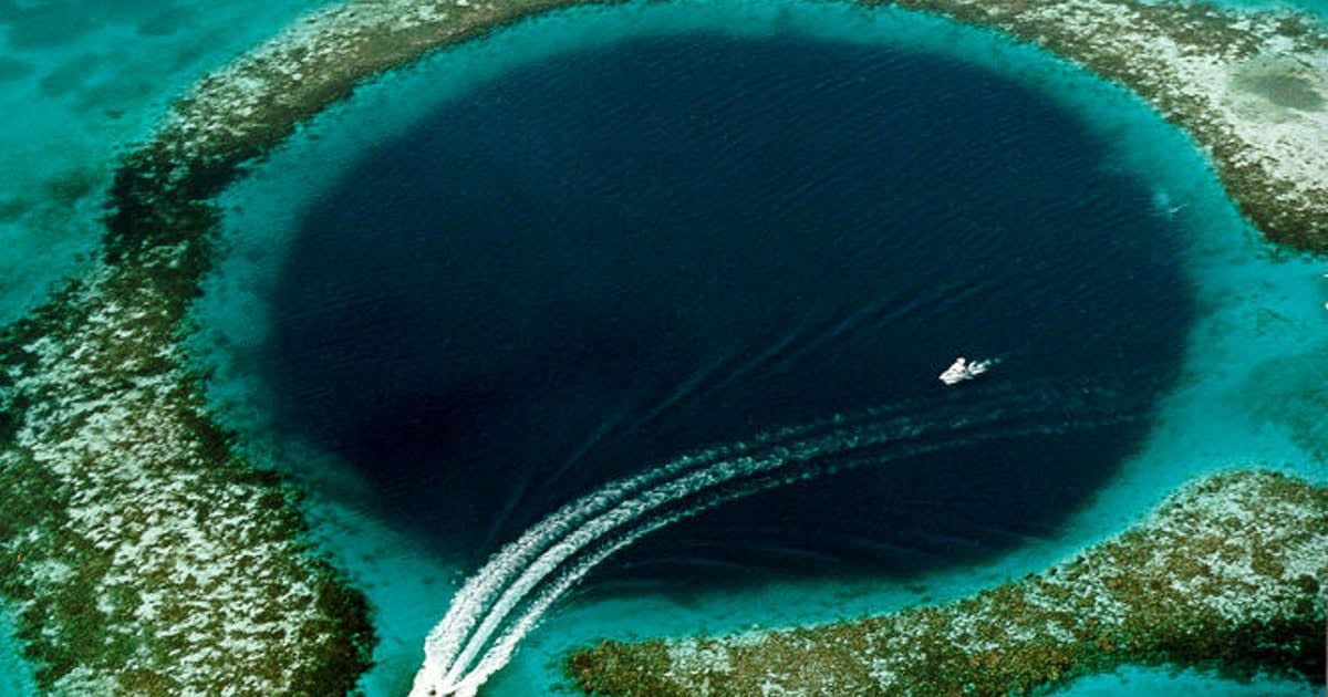Blue Hole: The strange ocean phenomenon scientists are exploring this month