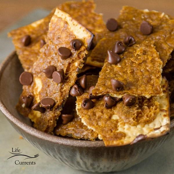 Matzo Toffee Candy Bark - Life Currents