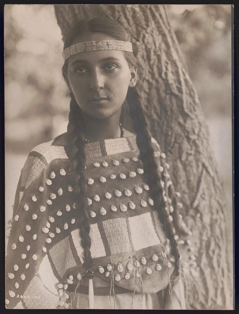 Portrait of Lucille, a Dakota Native American, circa 1907