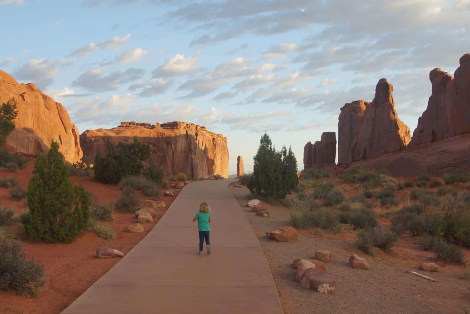 Planning Guide & Best Things to Do in Arches National Park with kids or without
