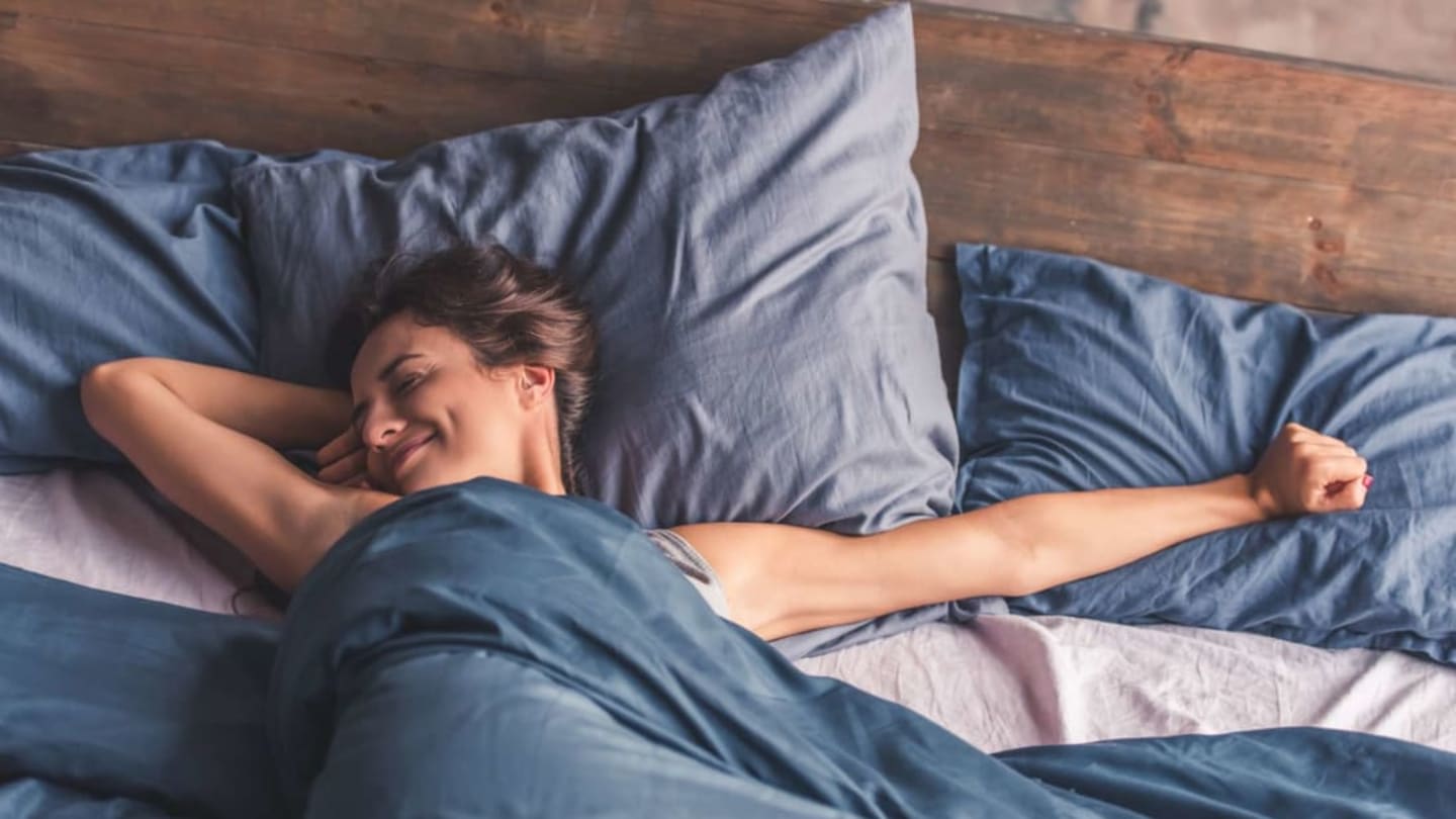 Can Weighted Blankets Really Reduce Stress and Anxiety, or Are Those Claims a Bunch of Fluff?