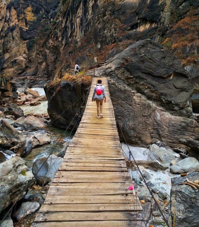 What Is The Hike Like At Tiger Leaping Gorge?