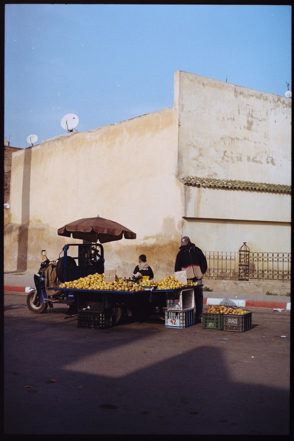 Colors of Morocco | Gold 200 | Contax G2 | 45mm f/2