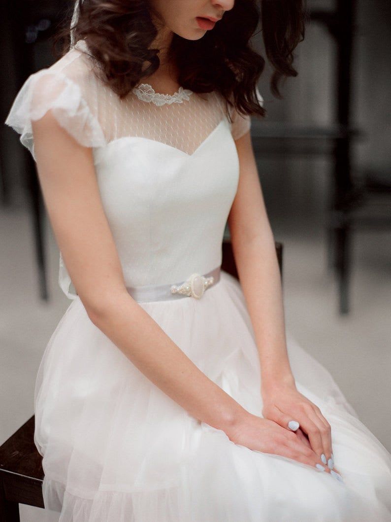 Wedding dress MIROSLAVA // Bohemian tulle wedding dress, blush bridal gown, a-line sleeveless weddin