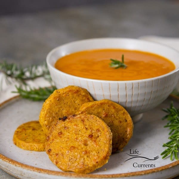 Chile Cumin Cheddar Crackers - Life Currents