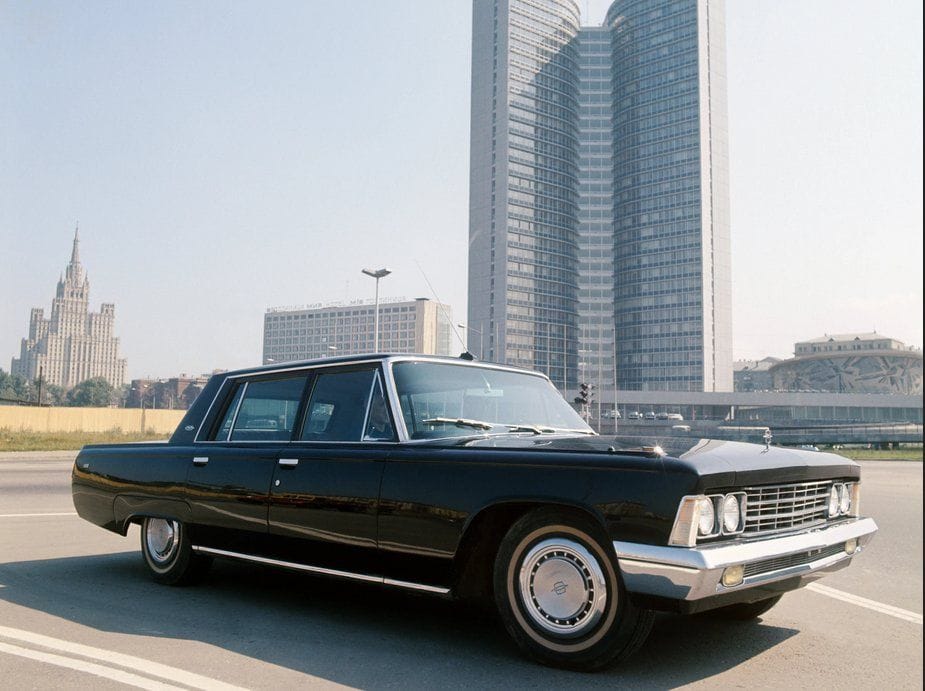 ZIL-117 Soviet limousine. Photo by Valentin Sobolev, 1971.