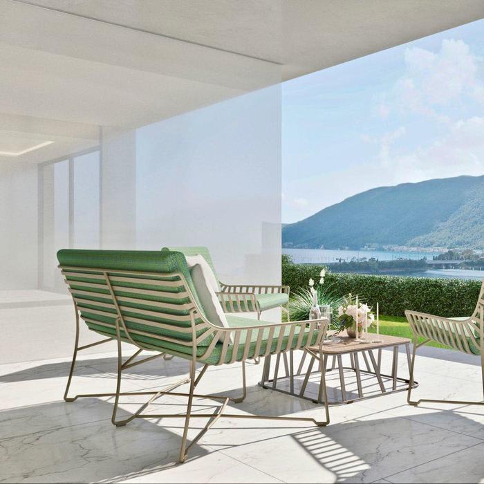 New & modern apartments in Bissone, good transport connections & best Lake Lugano view
