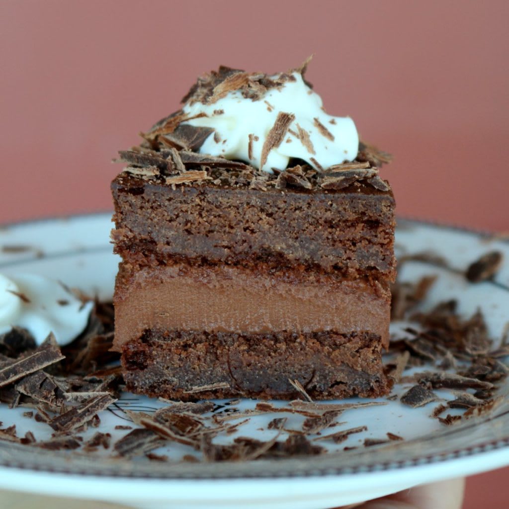 Rigo Jancsi - Escape to Hungarian Chocolate Cake