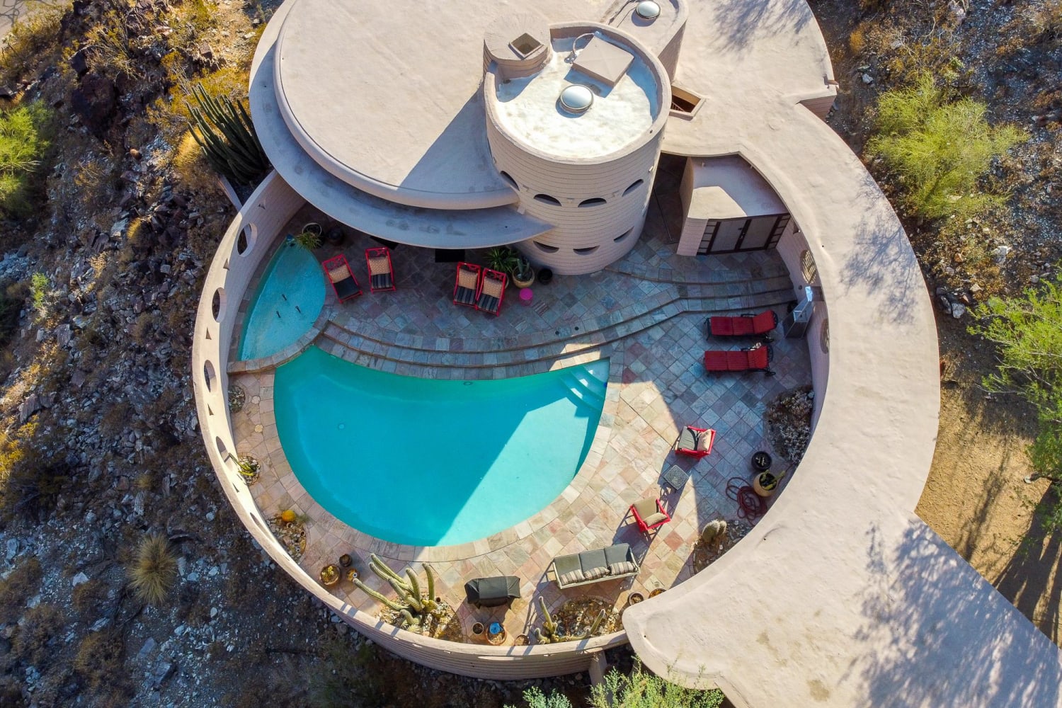 Frank Lloyd Wright's Last Circular Home Design is for Sale in Phoenix! Stunning property