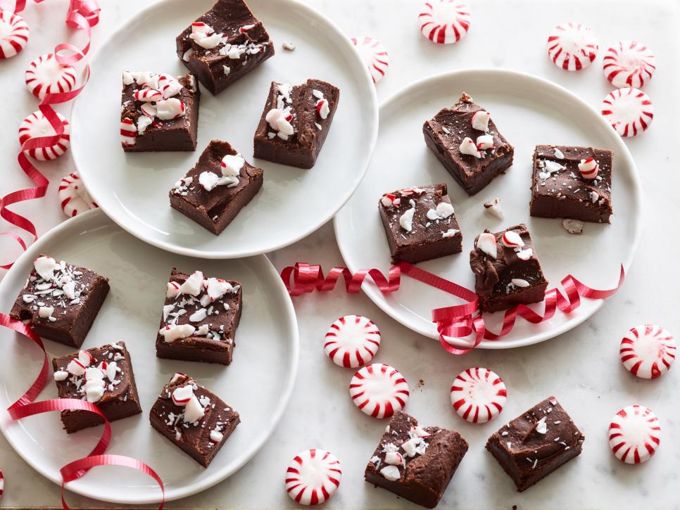 With just three ingredients and five minutes' prep time, @thepioneerwoman's Quick and Easy Peppermint Fudge is perfect in a pinch: