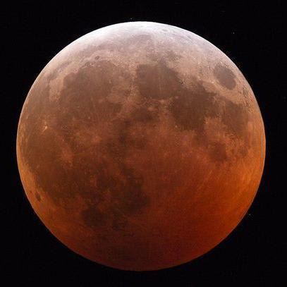 Dazzling views of the super blood wolf moon lunar eclipse