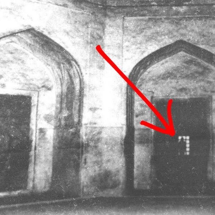 Taj Mahal - Mystery Behind the Sealed Doors