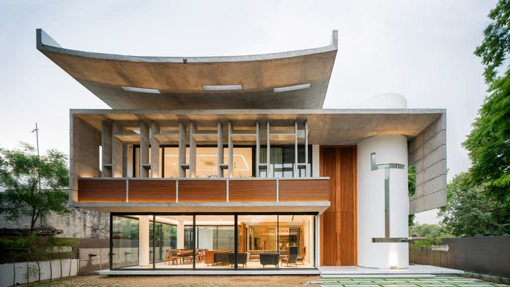 Charged Voids draws on Corbusier for home in Chandigarh