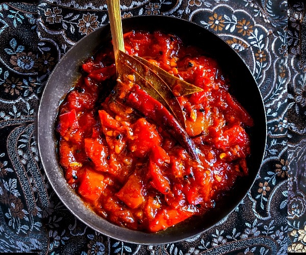 Sweet Spicy Tomato Chutney (Instant Tomato Chutney) Video