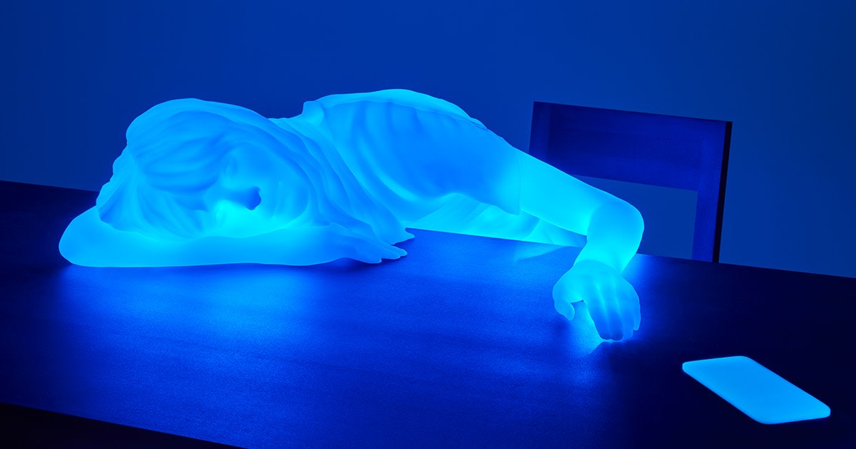 Luminescent Sculptures Explore Our Relationship to a World Dominated by Technology