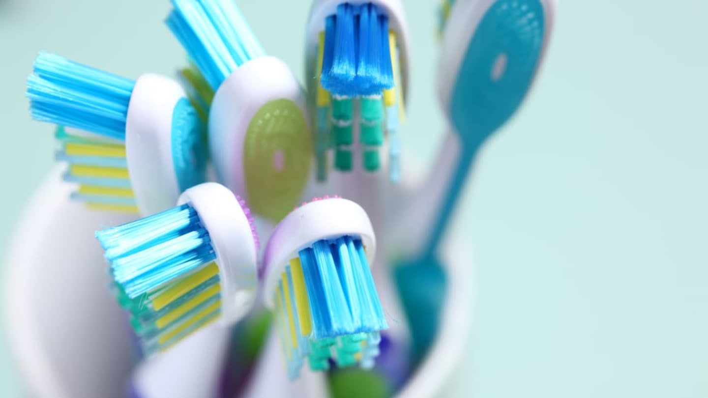 11 Gross Things That Could Be On Your Toothbrush
