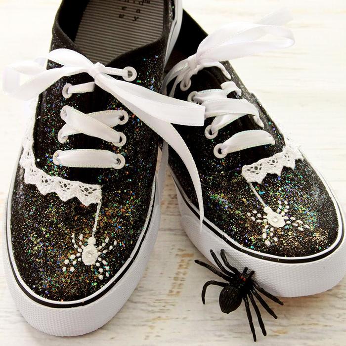 DIY Glitter Spiderweb Halloween Shoes -