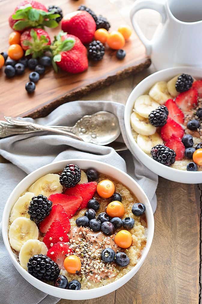 Quinoa Breakfast Bowl with Berries