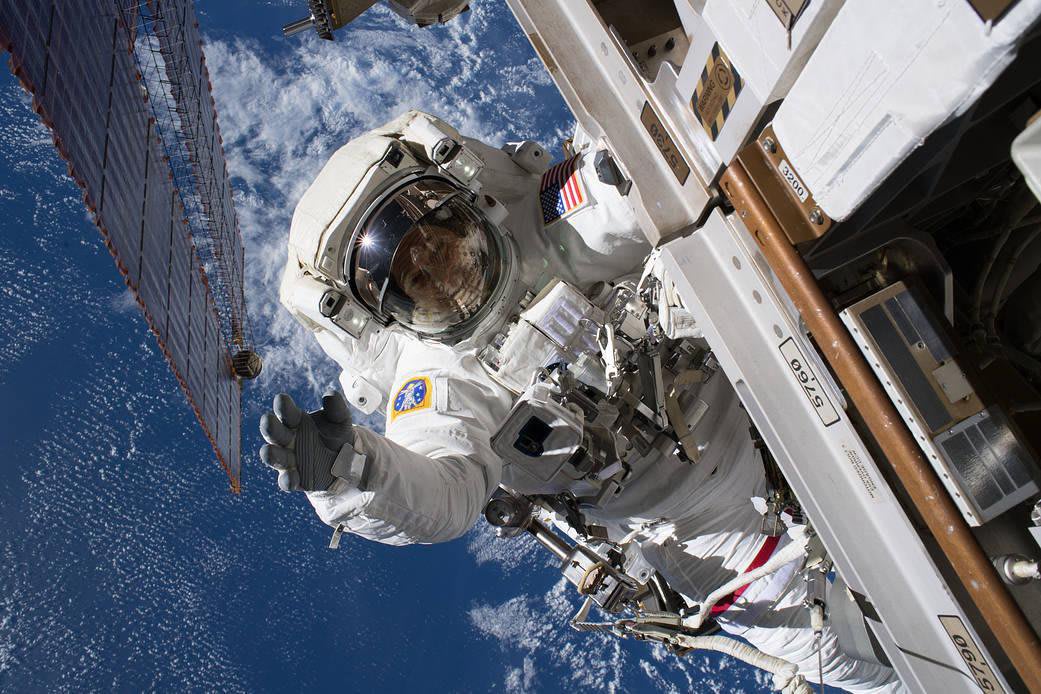Nine Travel Tips From Astronauts