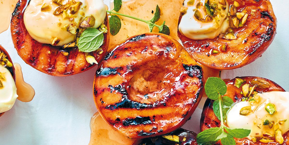 These Grilled Peaches With Honey Are the Healthy Dessert You’ve Been Waiting For