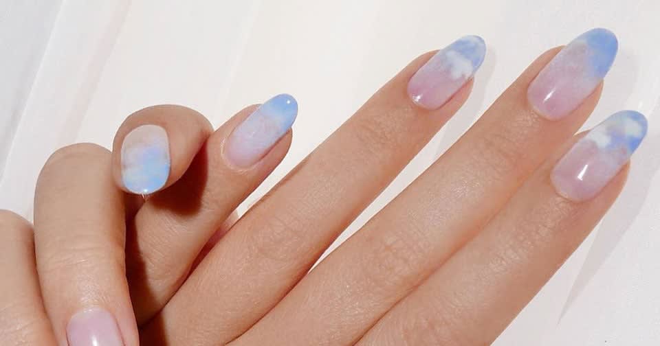 Cloud Nails Are Trending For Winter — & They're So Dreamy