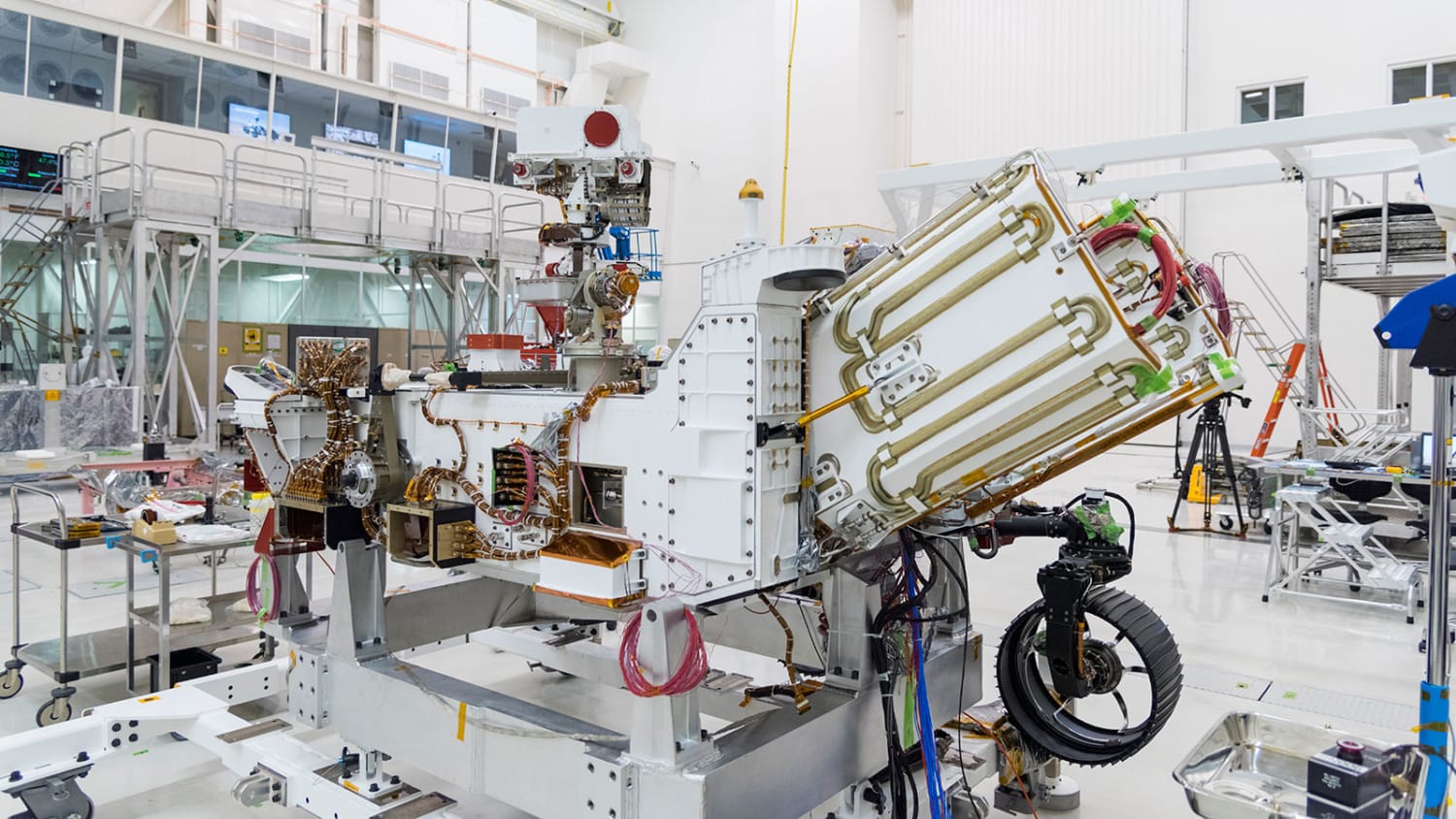 Fueling of NASA's Mars 2020 Rover Power System Begins