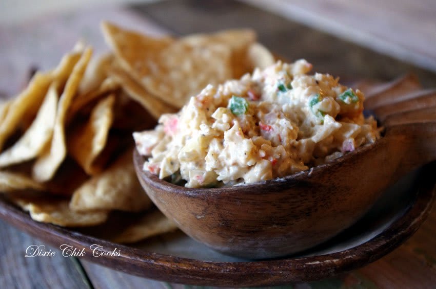 You'll Want to Lick the Bowl Clean After One Scoop of This Creamy Crab Dip