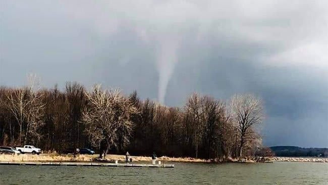 What are Tornadoes? - Fox River Kayaking Company