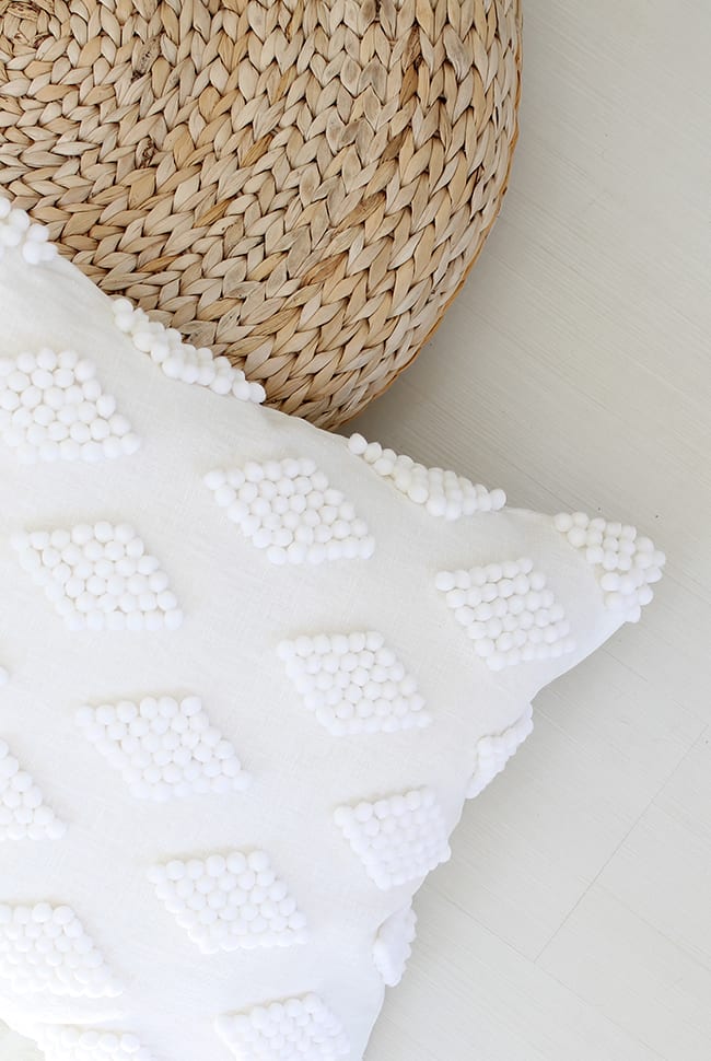 DIY modern pom pom pillow - almost makes perfect
