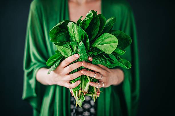 Let's eat spinach for a healthier life