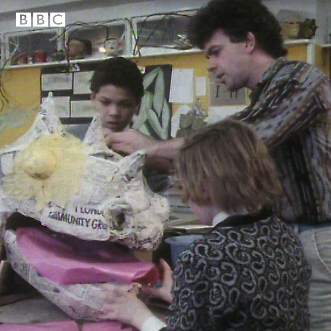OnThisDay in 1986 a taste of Trinidad came to Hatcham Wood School as poet Eintou Springer helped pupils create masks, floats and costumes to take part in the Commonwealth Institute’s school carnival competition.
