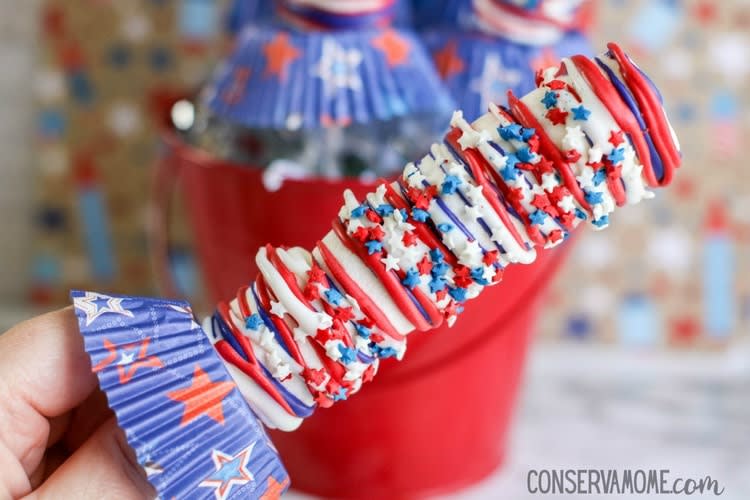 Patriotic Marshmallow Pops: A Red,White and Blue Dessert Idea