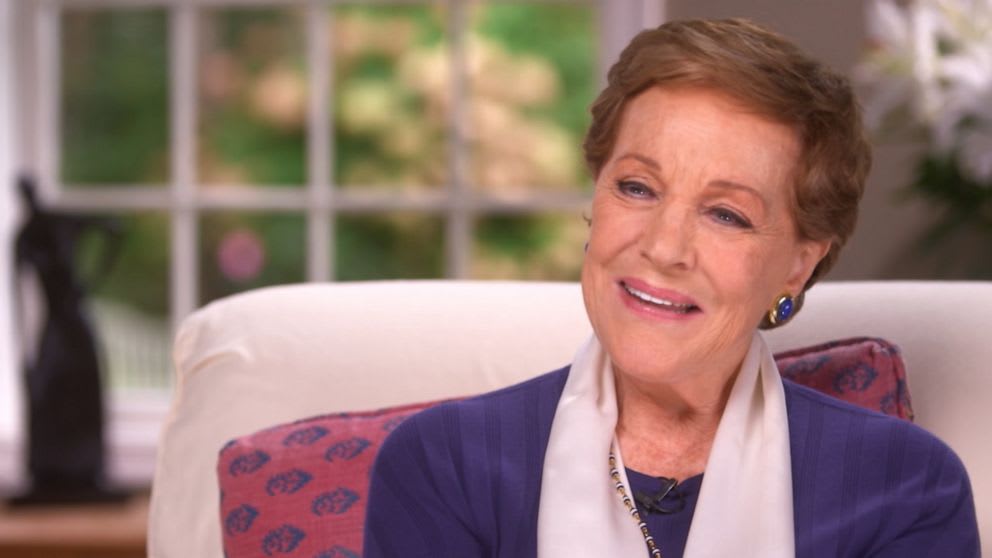 Julie Andrews recalls the love scene that made her legs 'buckle'