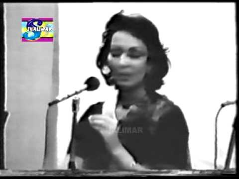 Mujhse Milne Ke Wo Karta-Hindi Gazal Lyrics- Singer -Chitra Singh in a Private Mehfil-(1979)-Original Version