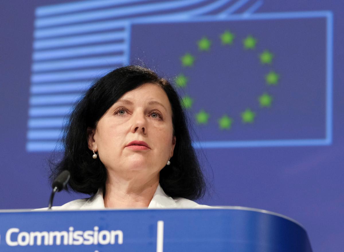 EU executive expresses concern over Hungary's media freedom
