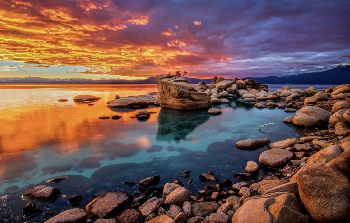 [Lake Tahoe, Nevada] Thanks to TikTok for the photography tips! Look at this sick shot I got 08/30/2020.