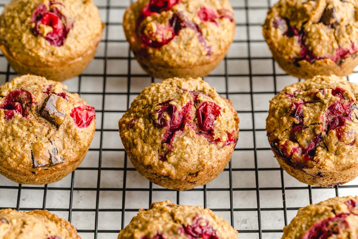 Cranberry Oatmeal Muffins (+ Video)