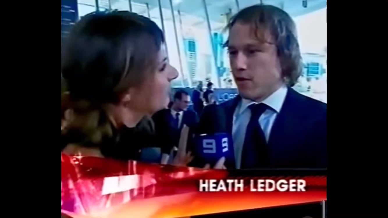 Heath Ledger kisses a fan