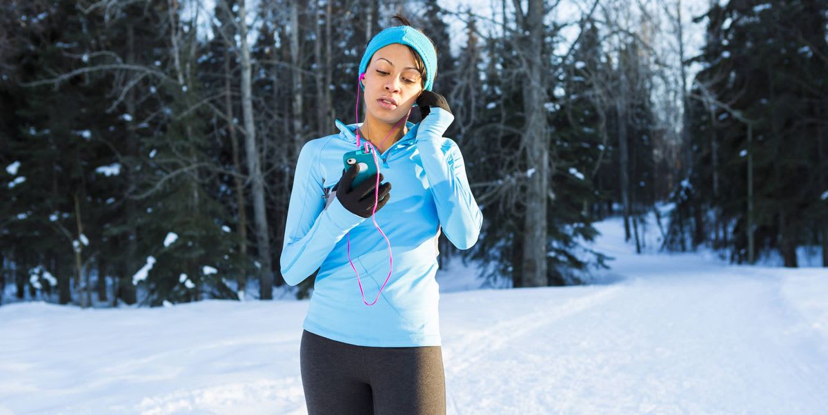 This Easy Winter Walking Workout Plans Willt Help You Stay Fit When It's Freezing
