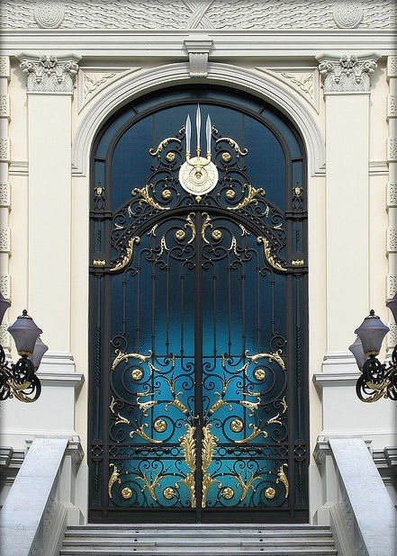 Pin by Morgana Vanecker on portali╰ ☆ ╮ ╰ ☆ ╮ | Gorgeous doors, Unique doors, Beautiful doors