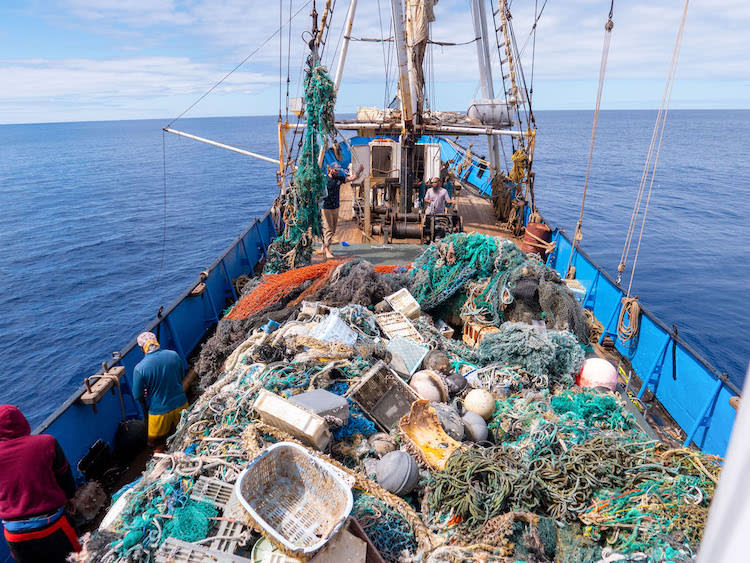 Largest Ocean Cleanup Hauls 103 Tons of Plastic From the Pacific Ocean