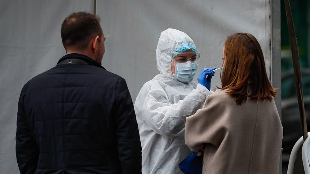 Russia's coronavirus infections pass 350,000: Live updates