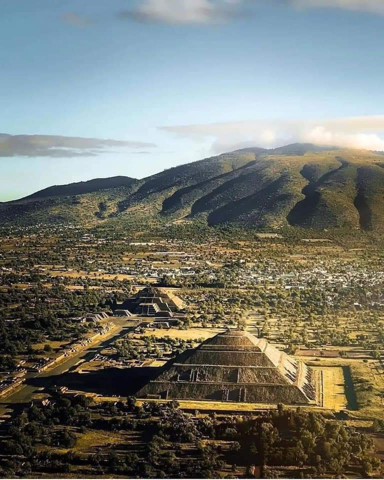 City of Teotihuacan situated 50 km north-east of Mexico City. Built between 1st and 7th centuries AD