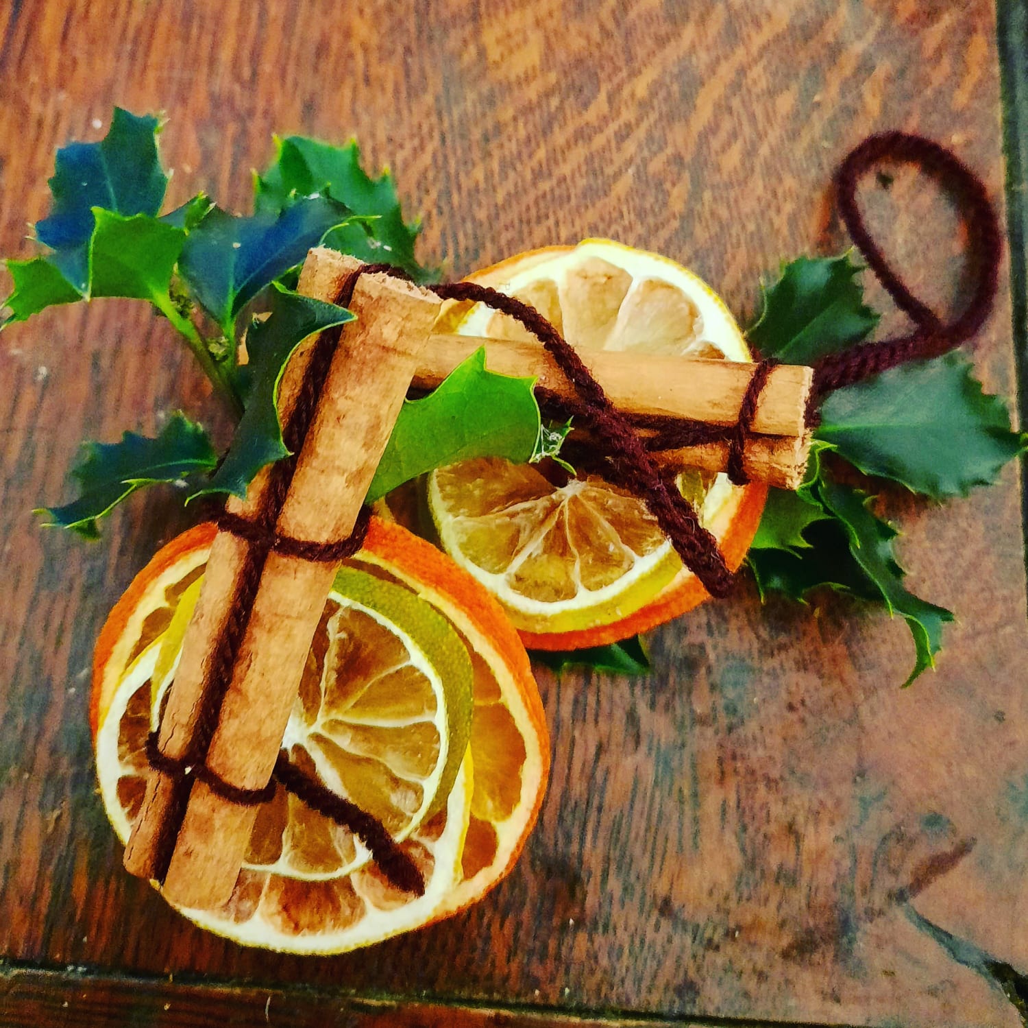 Blessed Yule everyone, have a wonderful winter solstice! Just some homemade yule decorations made with holly from the garden, dehydrated citrus fruits and cinnamon!