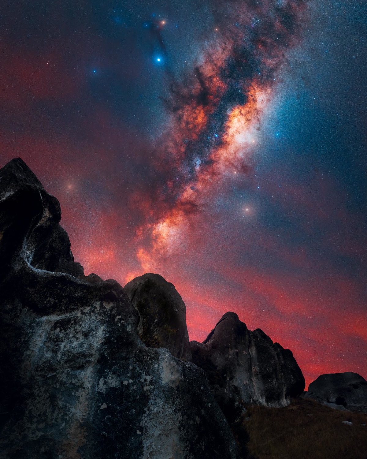 What if we could see in long exposure like cameras do? A milky way shot from New Zealand