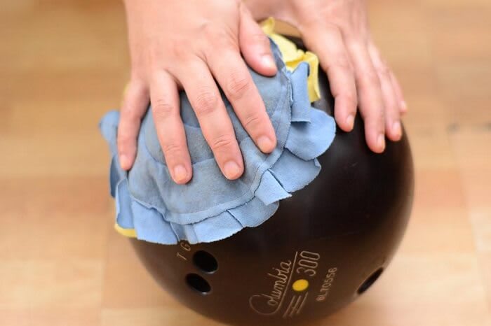 How To Clean A Bowling Ball - Guides & Tips