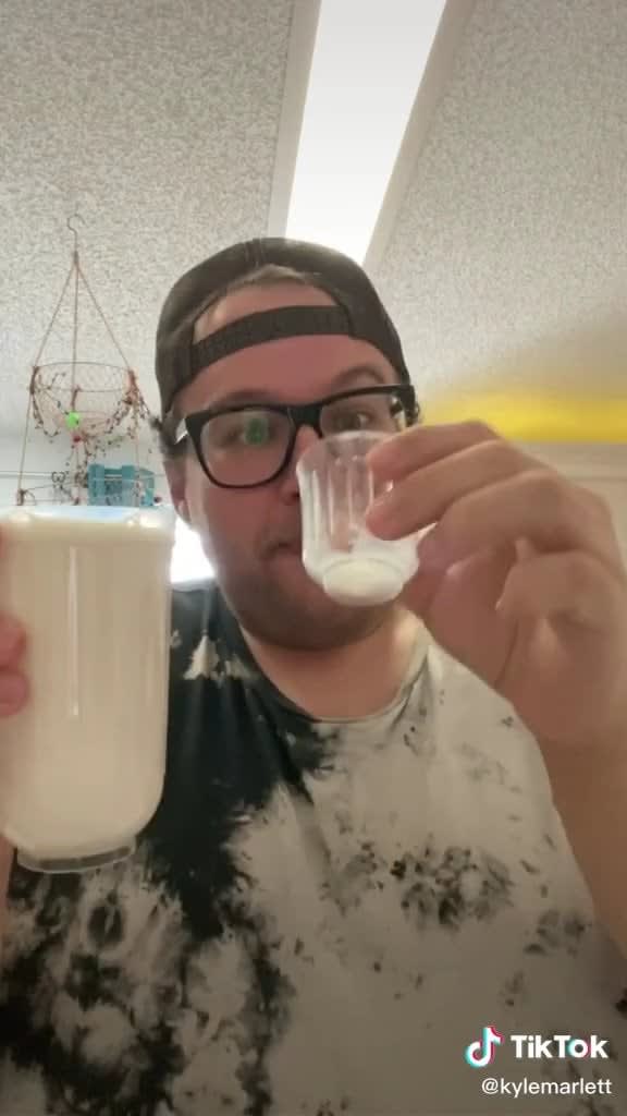 The way the milk in the big glass fits in the shot glass 😳