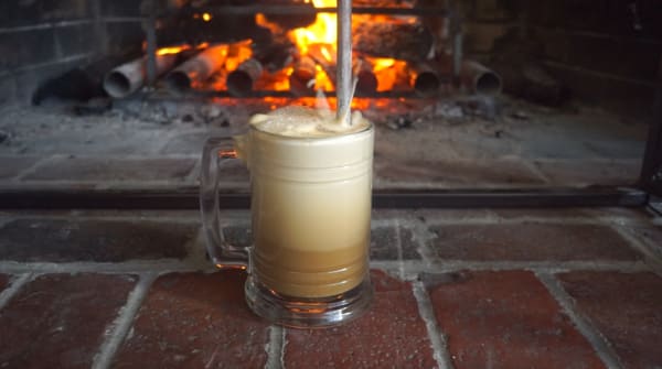 Make a Colonial American Cocktail With Ale, Rum, and Fire