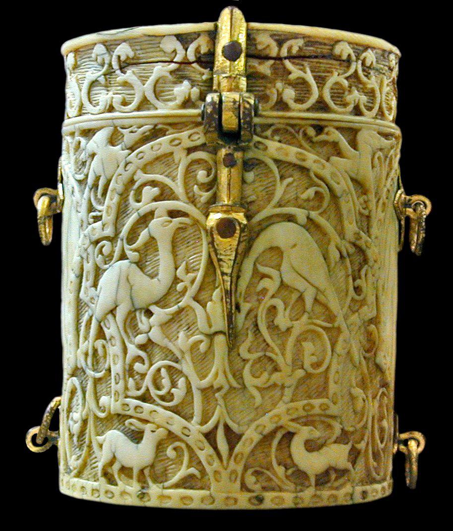 A Fatimid carved ivory box with lids. Made either in Egypt or Sicily, 11th-12th century CE, now on display at the Museum of Islamic Art in Cairo